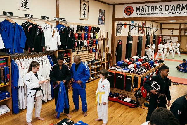équipements et kimonos